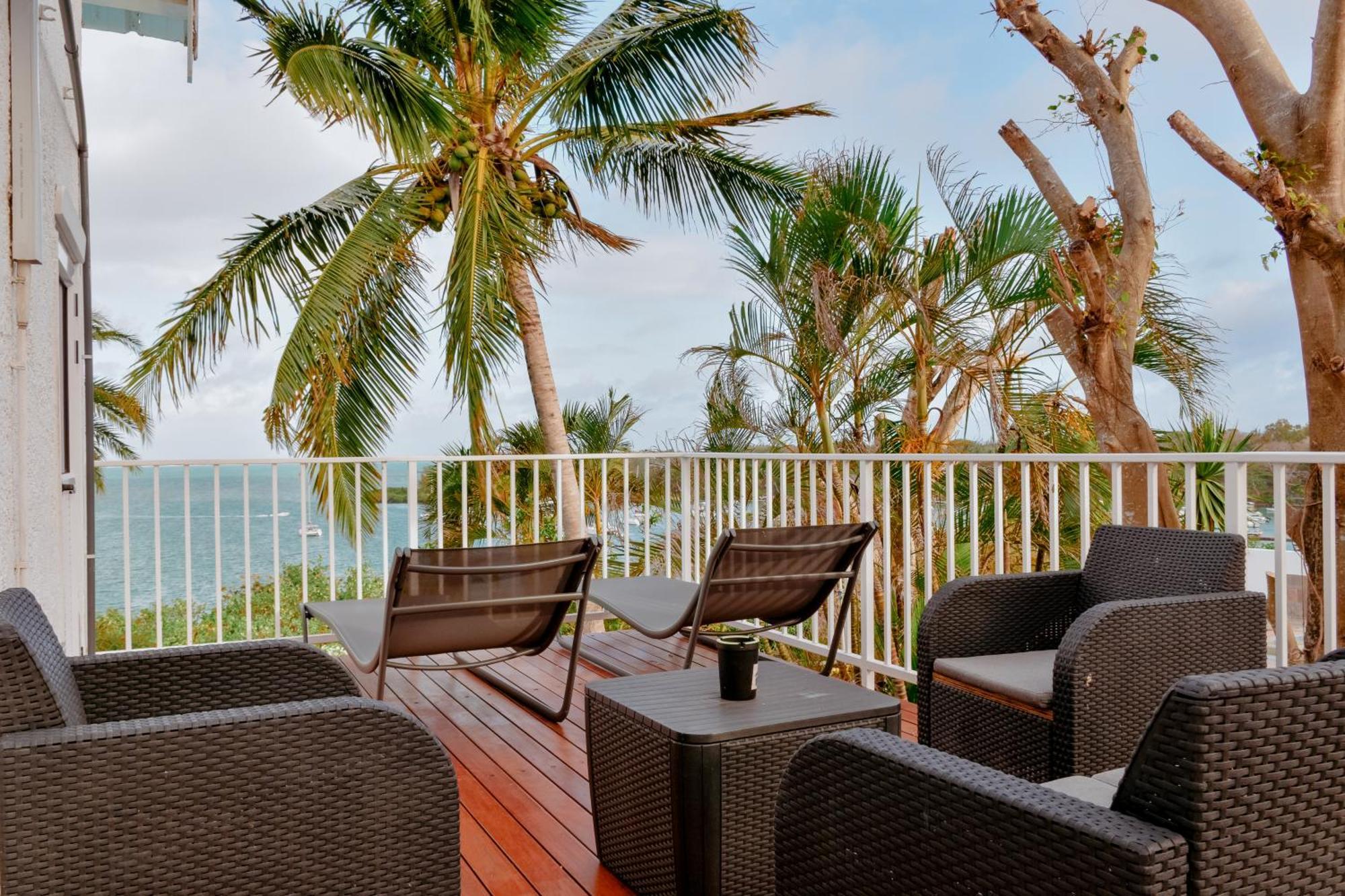 Boutique Villa On The Rocks With Stunning Sea Views, Infinity Pool & Private Sea Trou d'Eau Douce Exterior photo