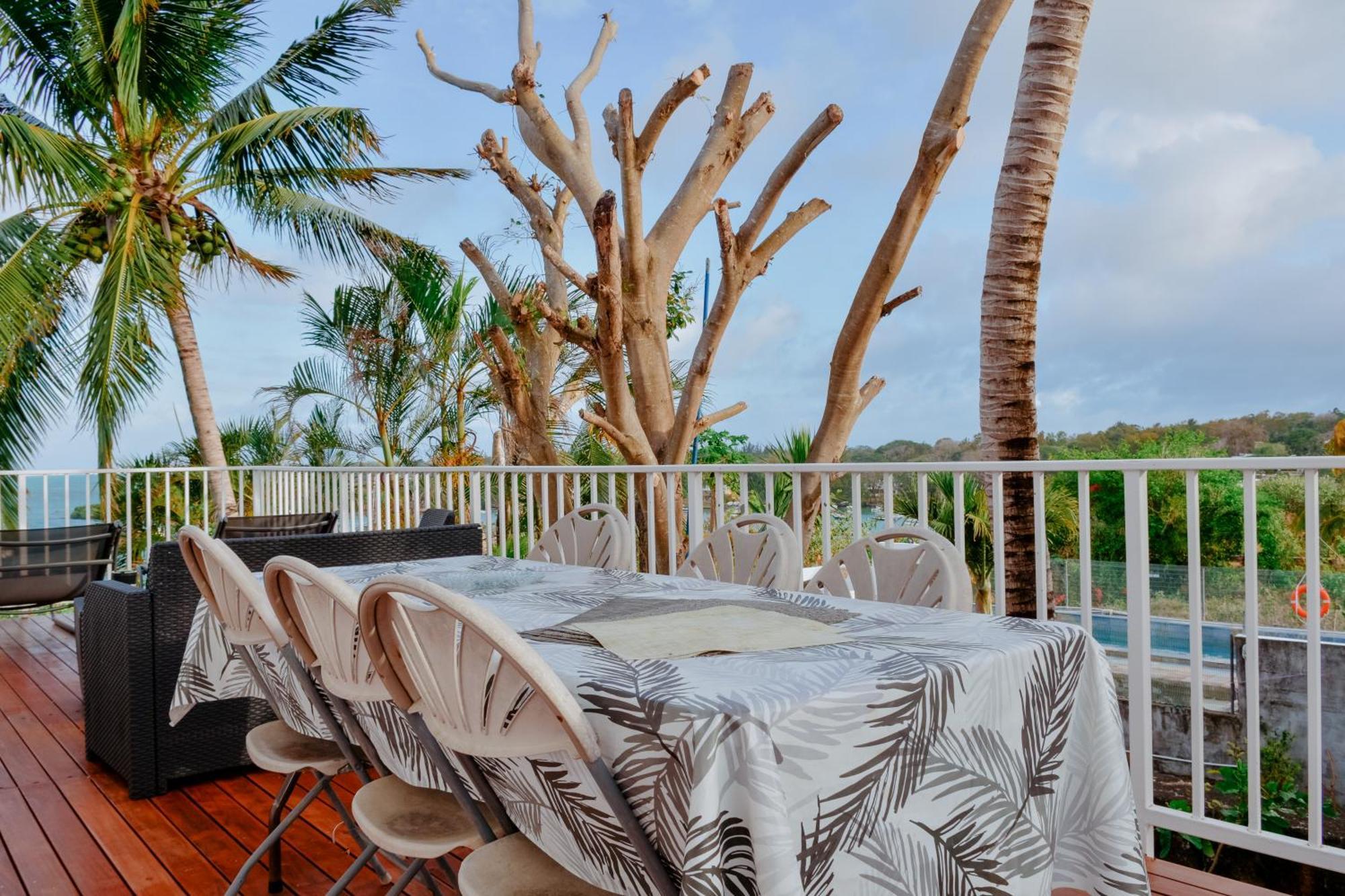 Boutique Villa On The Rocks With Stunning Sea Views, Infinity Pool & Private Sea Trou d'Eau Douce Exterior photo