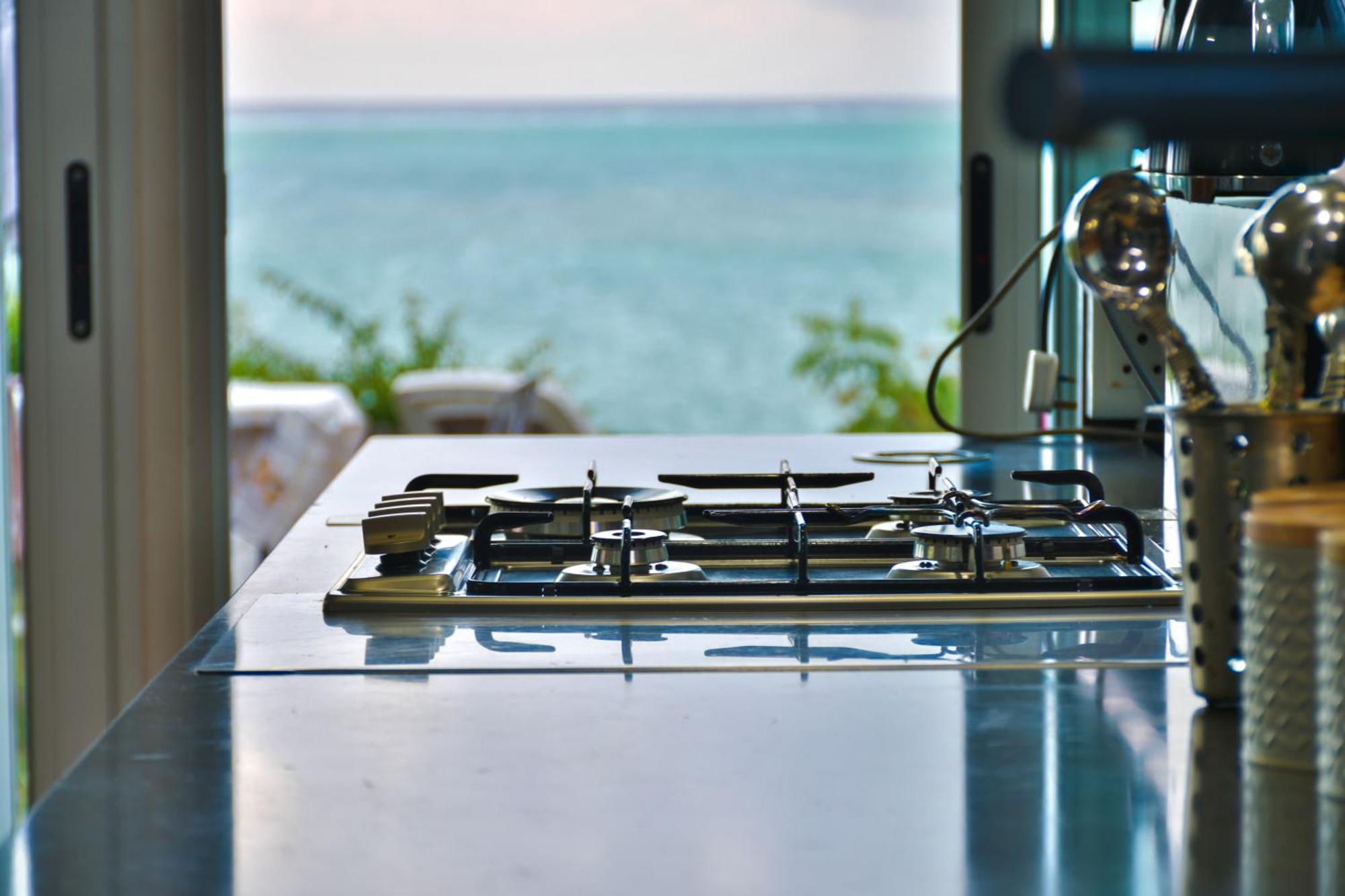 Boutique Villa On The Rocks With Stunning Sea Views, Infinity Pool & Private Sea Trou d'Eau Douce Exterior photo